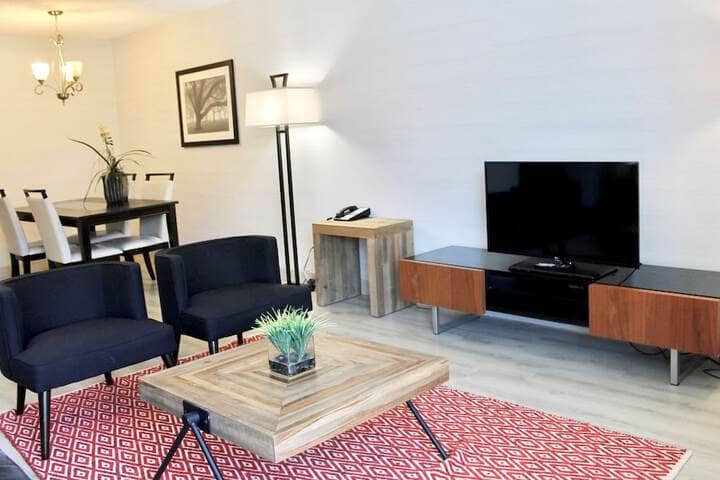 Room 4 of 39